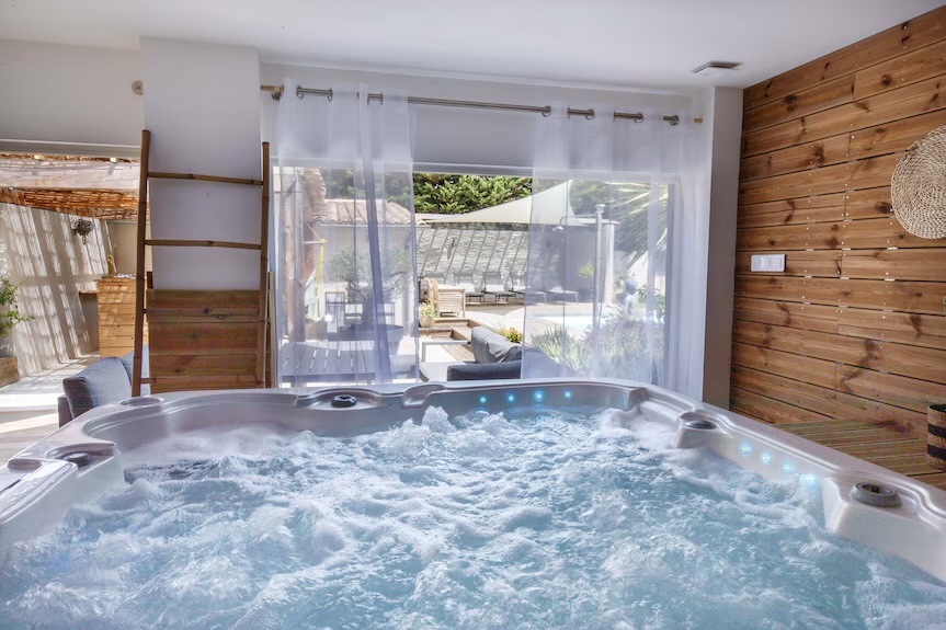 Jacuzzi intérieur chauffé