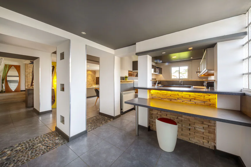 Cuisine & bar